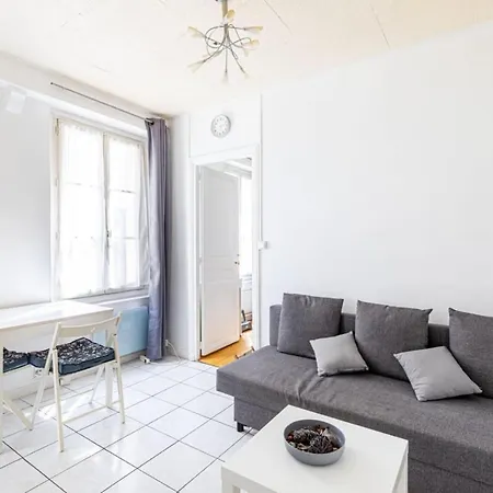 Apartment Guestready - Quaint Parisian Hideaway *