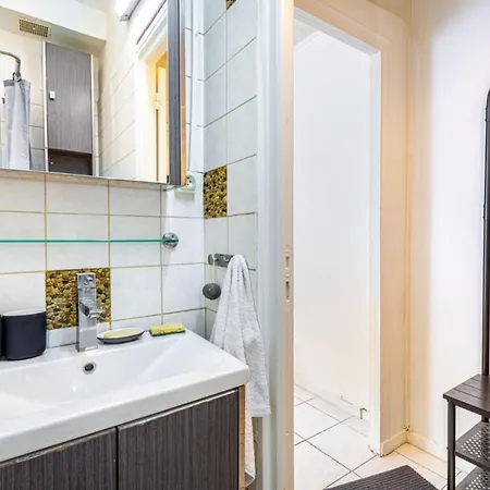 Guestready - Quaint Parisian Hideaway * Paris
